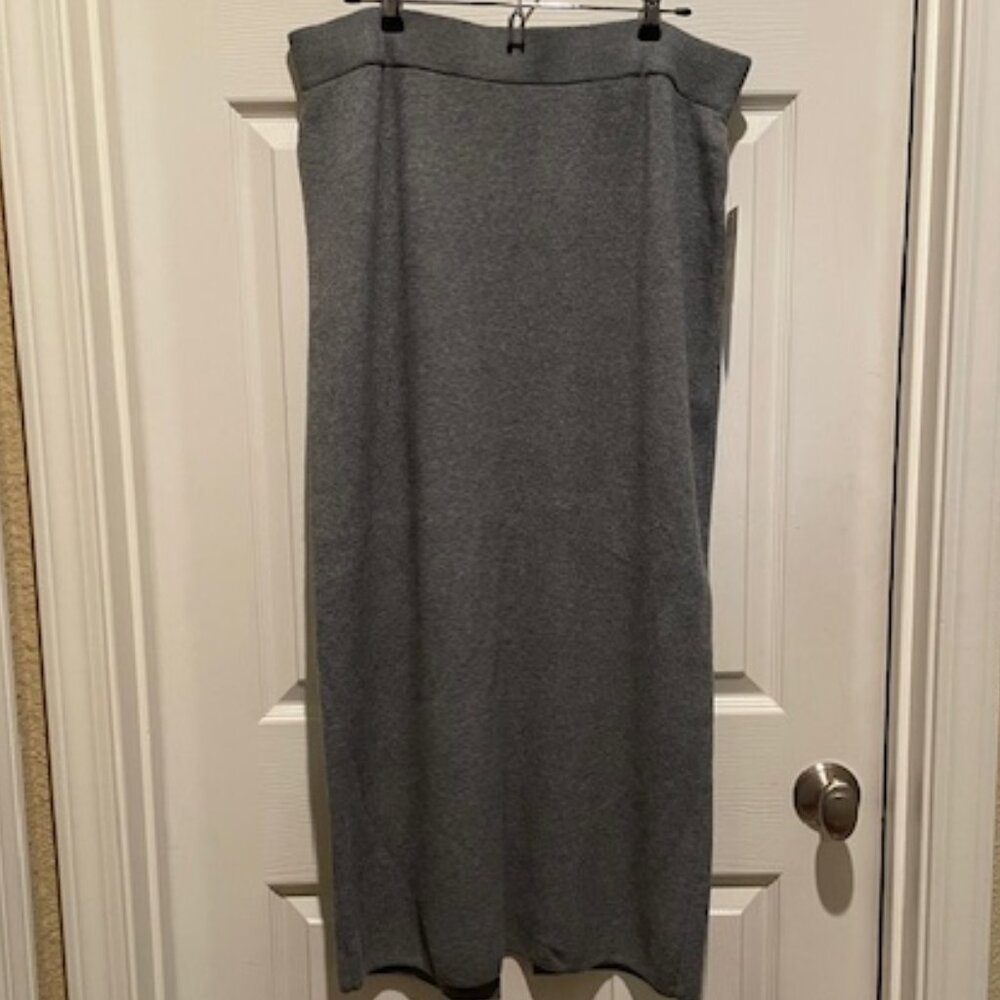 A New Day Women's knit Pencil Skirt in Light Gray; sz. XXL; NWT